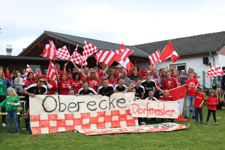 Oberecke holt sich Dorfmeistertitel, Hinterecke gewinnt Fan-Pokal